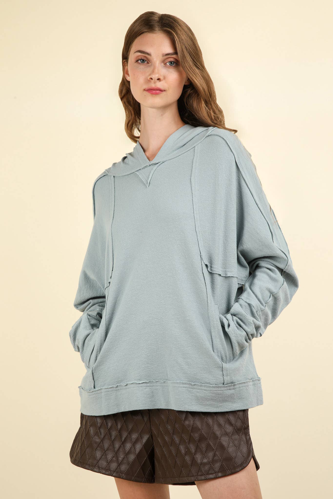 NT11689-Raw Edge Cute Detail Hoodie Knit Top