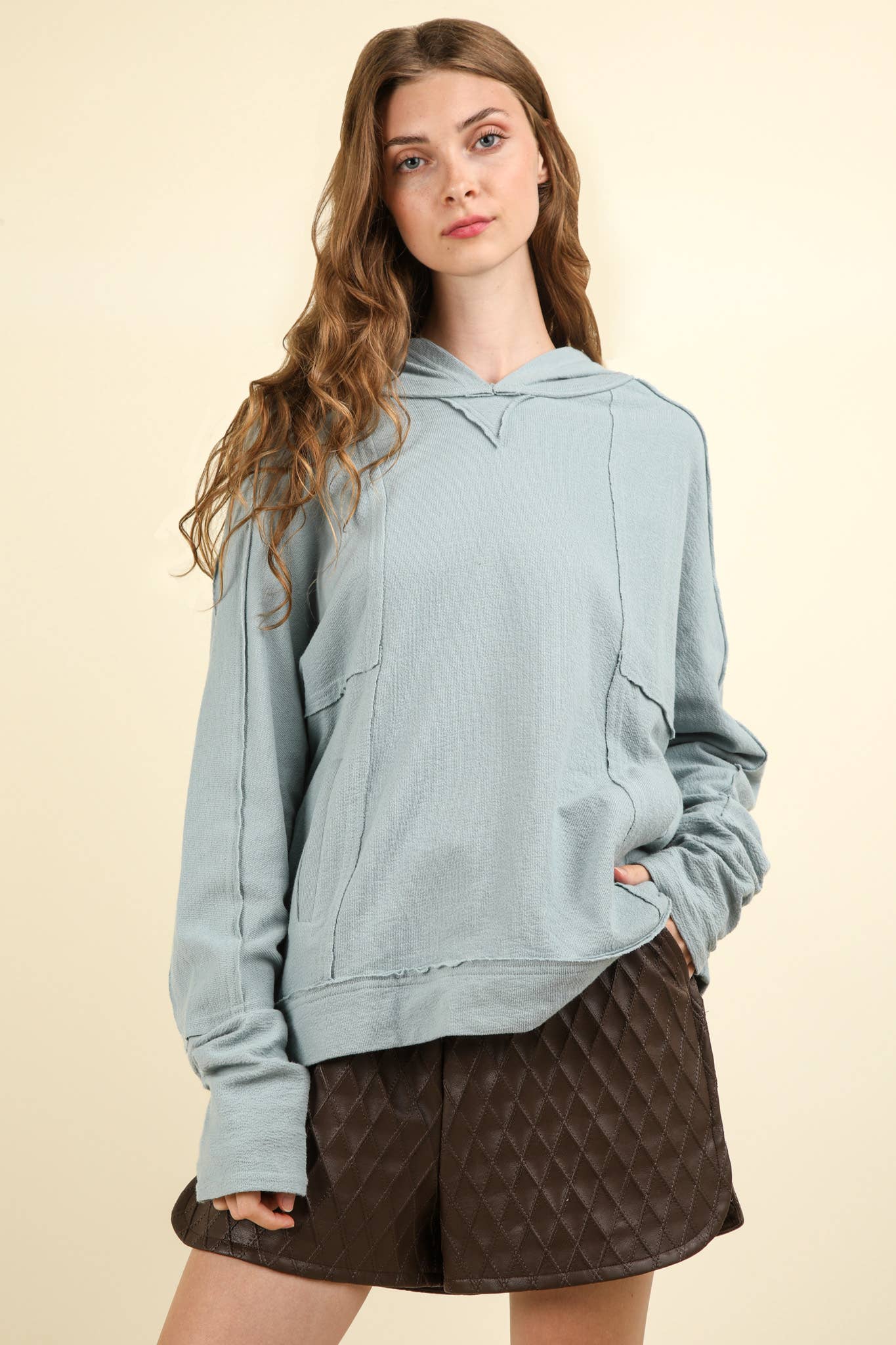 NT11689-Raw Edge Cute Detail Hoodie Knit Top