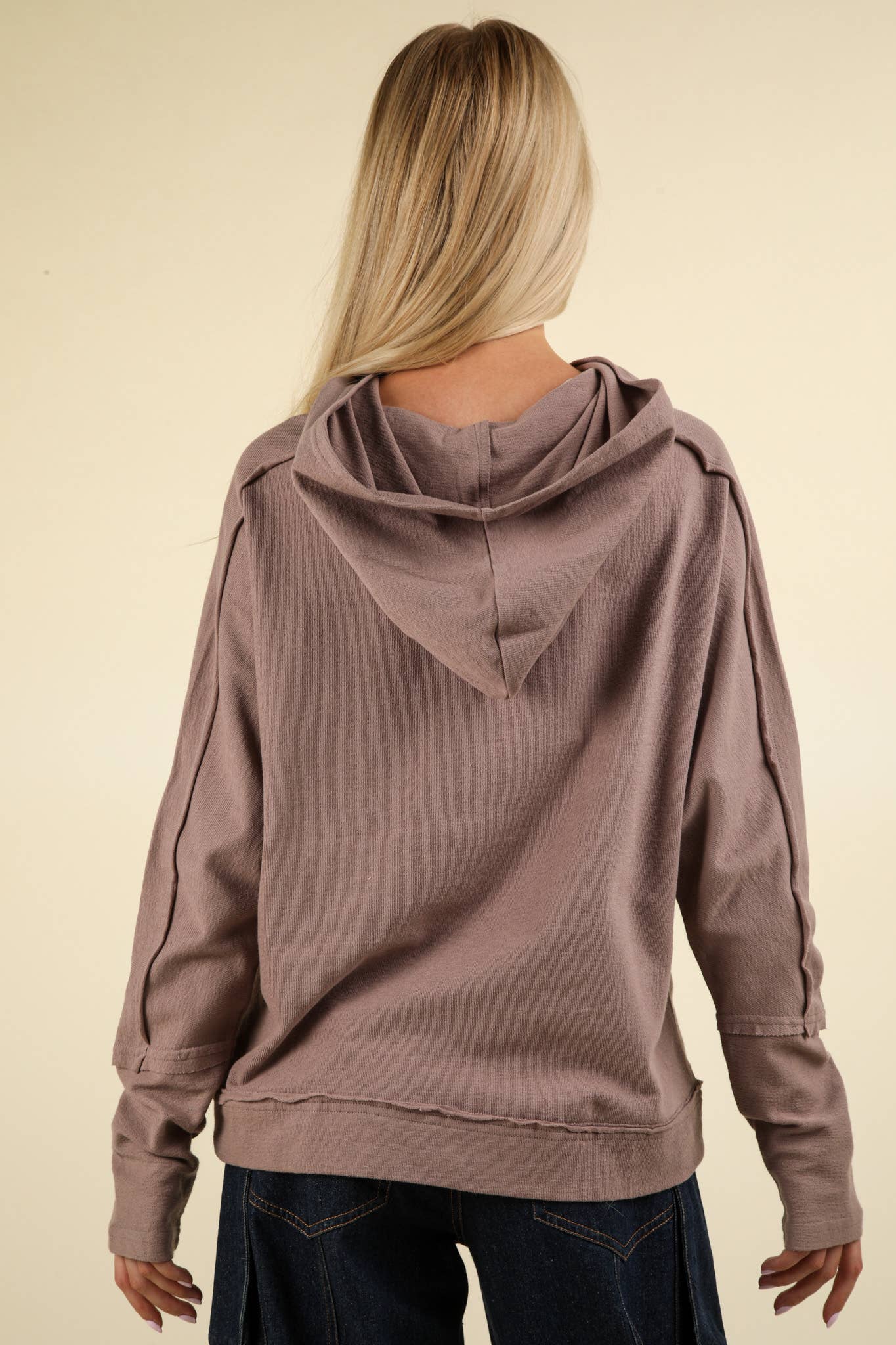 NT11689-Raw Edge Cute Detail Hoodie Knit Top